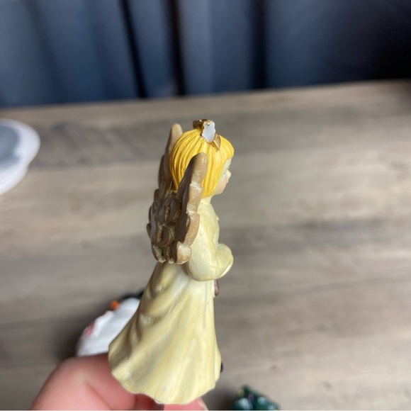 Holiday Figurine Individual Spreader Set of 3 - Angel, Snowman, & Christmas Tree - Picture 10 of 11